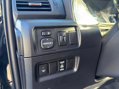 Used 2017 Toyota 4Runner image 13