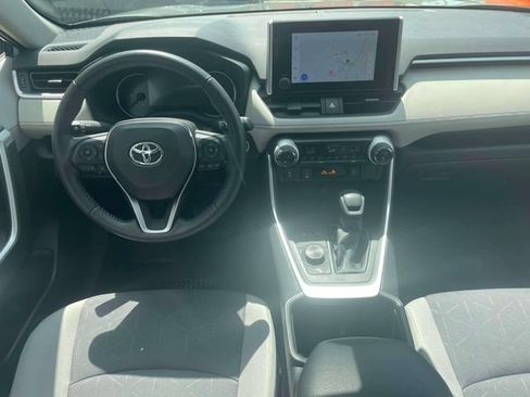 Used 2023 Toyota RAV4 XLE w/ Convenience Package AWD/4WD image 13