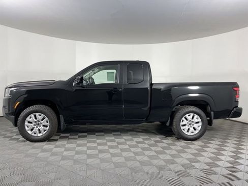 Used 2023 Nissan Frontier SV w/ Technology Package image 6
