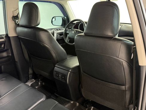 Used 2011 Toyota 4Runner Limited AWD/4WD image 28