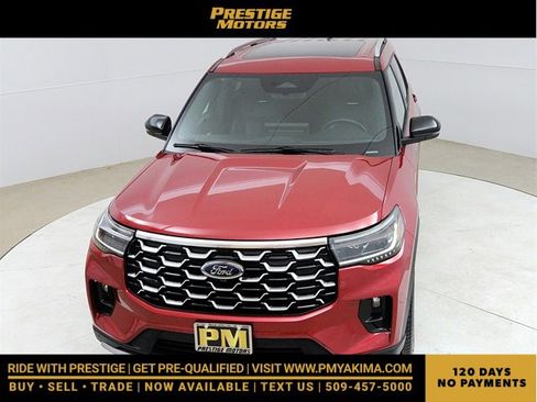 Used 2025 Ford Explorer Platinum w/ Ultimate Package image 14
