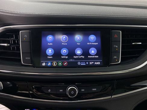 Certified 2024 Buick Enclave Avenir w/ Avenir Technology Package image 16