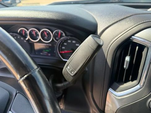 Used 2022 Chevrolet Silverado 1500 RST AWD/4WD image 25