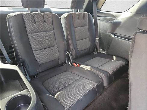 Used 2018 Ford Explorer XLT w/ Equipment Group 201A image 20