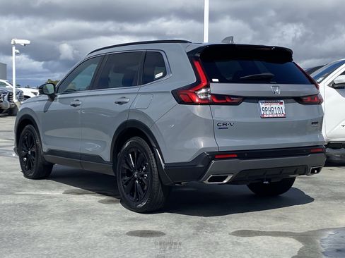 Used 2025 Honda CR-V Sport Touring image 5