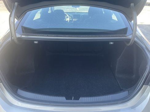 Used 2024 Chevrolet Malibu LT image 15