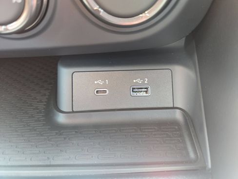 New 2026 Nissan Z NISMO w/ Floor Mat Package RWD image 22