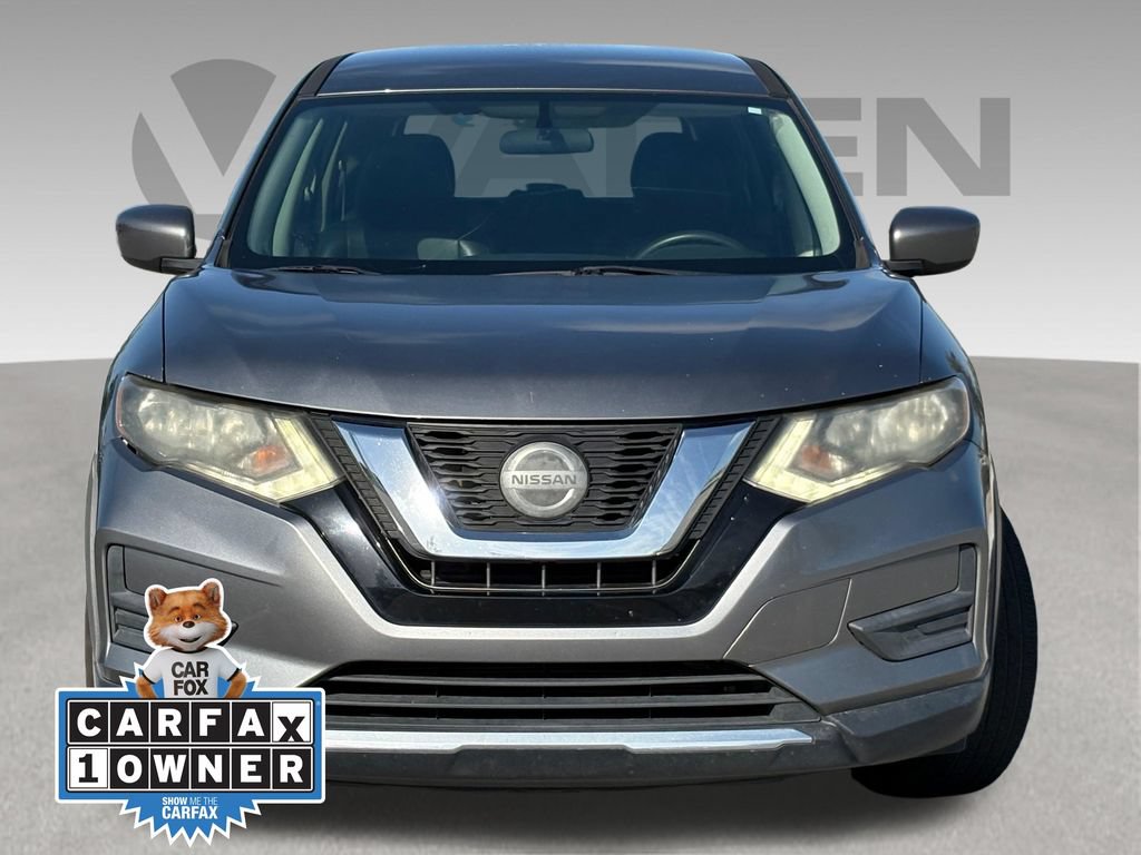 Used 2018 Nissan Rogue S FWD image 2