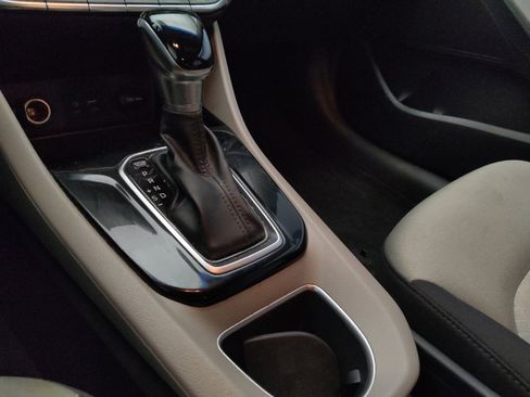 Used 2018 Hyundai Ioniq Blue FWD image 26