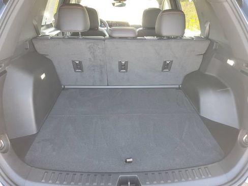 Certified 2025 Chevrolet Equinox RS w/ Safety and Technology Package AWD/4WD image 8