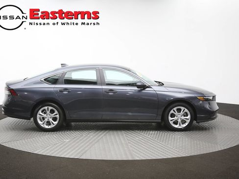 Used 2025 Honda Accord LX image 42