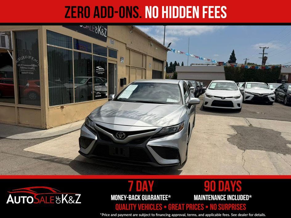 Used 2021 Toyota Camry SE FWD image 6