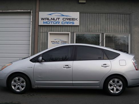 Used 2009 Toyota Prius HATCHBACK 4D image 19