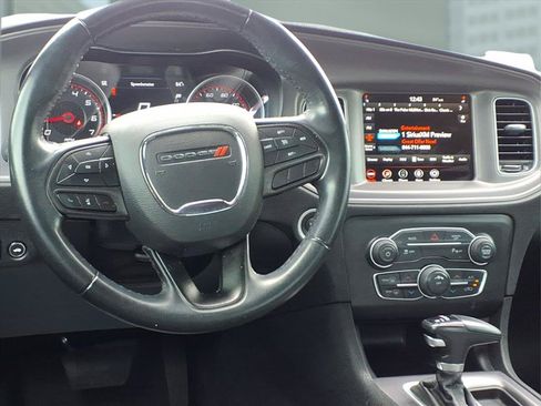Used 2023 Dodge Charger SXT RWD image 3