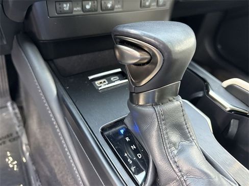 Used 2023 Lexus ES 250 w/ Premium Package image 20