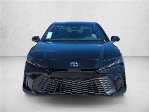 New 2026 Toyota Camry SE image 2
