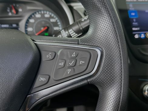 Used 2021 Chevrolet Malibu LS FWD image 17