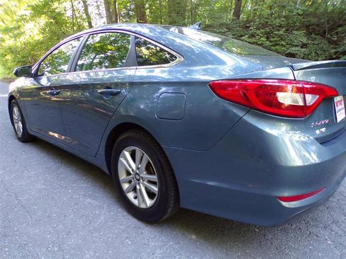 Used 2017 Hyundai Sonata SE FWD image 9