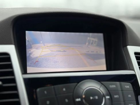 Used 2015 Chevrolet Cruze LT w/ Sun, Sound and Sport Package image 15