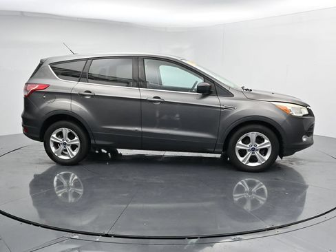Used 2013 Ford Escape SE FWD image 9