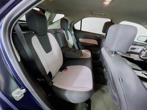 Used 2017 Chevrolet Equinox LT w/ Convenience Package image 27