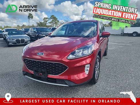Used 2022 Ford Escape SEL image 1