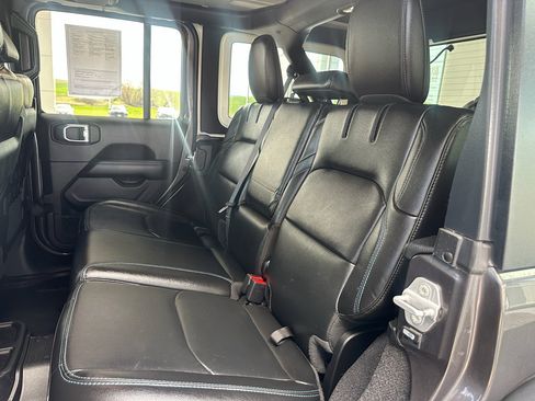 Used 2021 Jeep Wrangler Unlimited Rubicon 4xe w/ Steel Bumper Group image 12