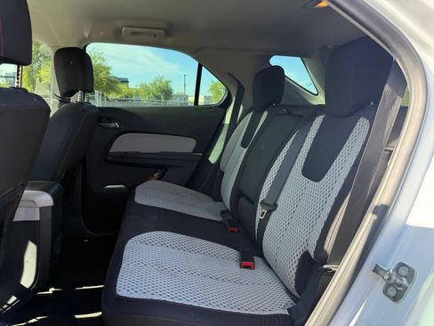 Used 2015 Chevrolet Equinox LS FWD image 9