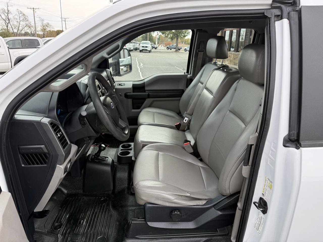 Used 2017 Ford F250 XL w/ Power Equipment Group AWD/4WD image 11