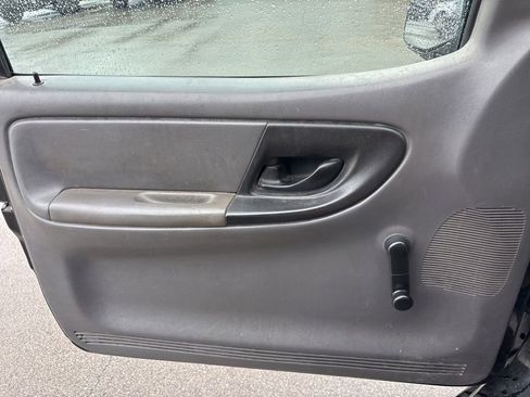 Used 2003 Ford Ranger XLT RWD image 24