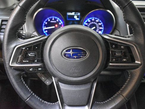 Used 2019 Subaru Outback 3.6R Limited w/ Popular Package #2 image 12