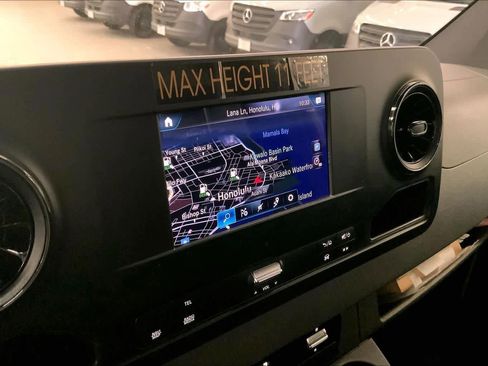 Used 2019 Mercedes-Benz Sprinter 170 image 18