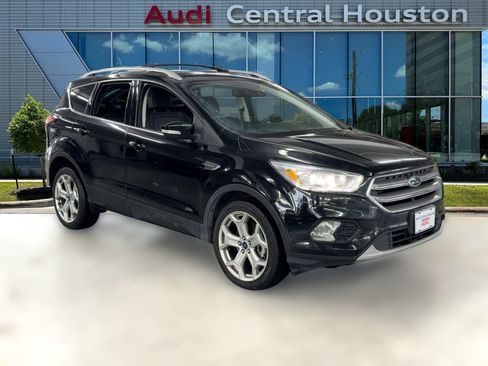Used 2017 Ford Escape Titanium w/ Equipment Group 301A image 7