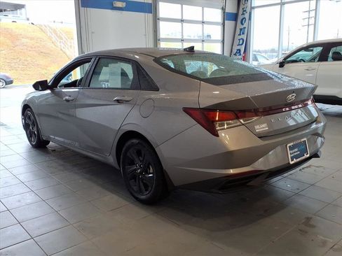 Certified 2023 Hyundai Elantra SEL image 6