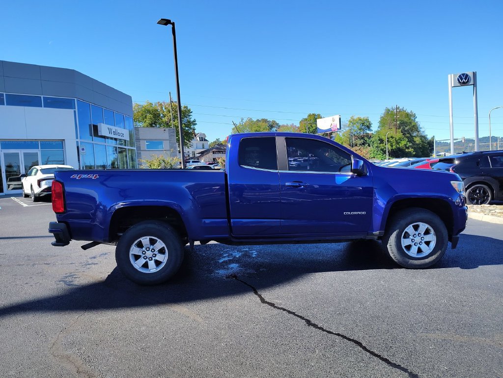 Used 2016 Chevrolet Colorado W/T w/ WT Convenience Package AWD/4WD image 4
