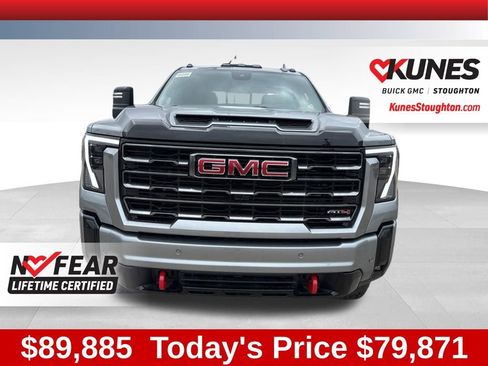 New 2026 GMC Sierra 2500 AT4 image 5