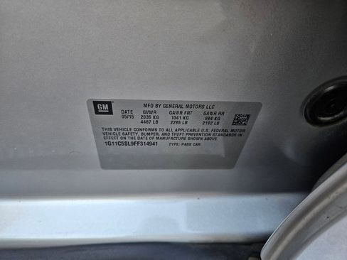 Used 2015 Chevrolet Malibu LT w/ Power Convenience Package image 30