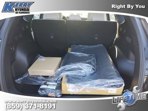 New 2026 Hyundai Tucson SE image 9