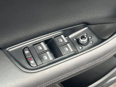 Used 2023 Audi Q7 Premium Plus w/ Premium Plus Package image 13