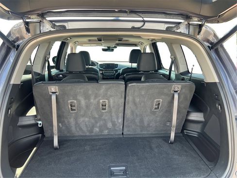 Used 2022 Honda Pilot Touring image 14