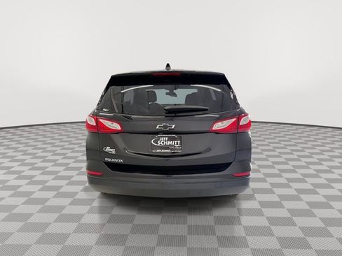 Certified 2021 Chevrolet Equinox LS w/ LS Convenience Package FWD image 10