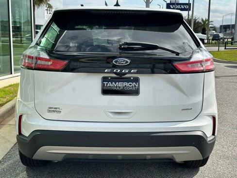Used 2024 Ford Edge SEL image 3
