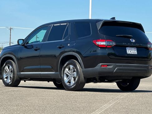 Certified 2023 Honda Pilot EX-L image 5