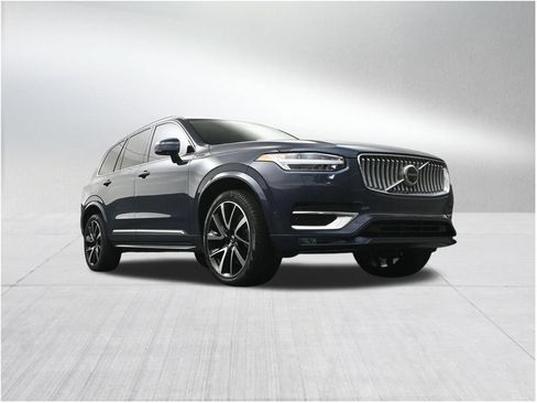 Used 2023 Volvo XC90 B6 Plus w/ Protection Package Premier AWD/4WD image 30