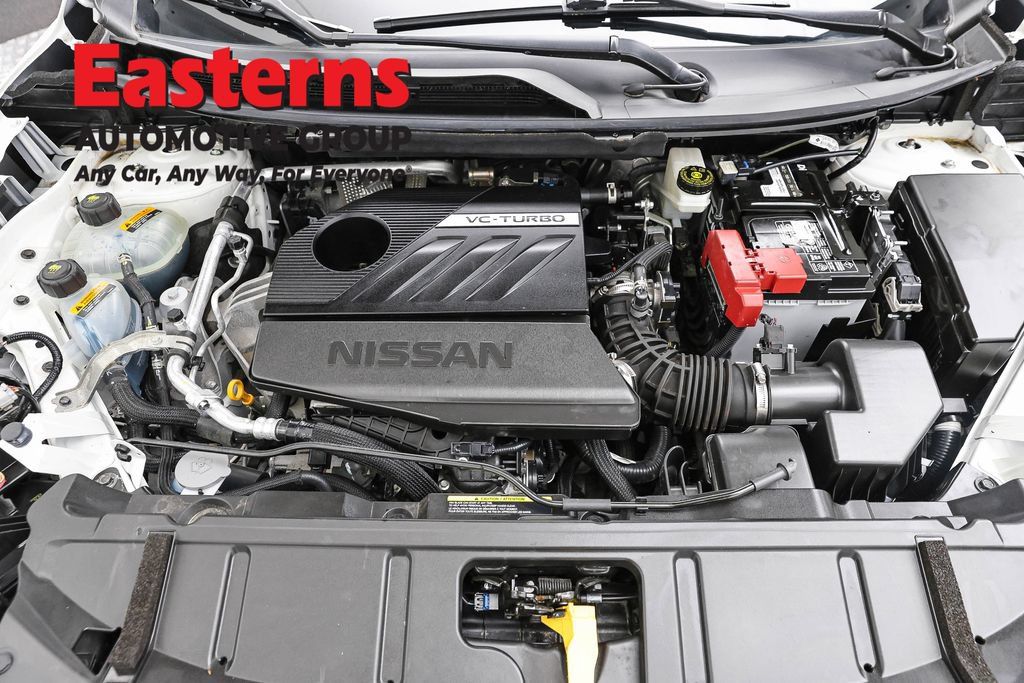 Used 2023 Nissan Rogue SV AWD/4WD image 9