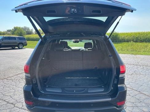 Used 2019 Jeep Grand Cherokee Trailhawk w/ Trailhawk Luxury Group AWD/4WD image 9