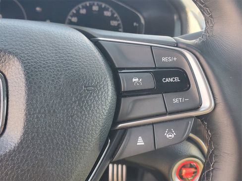 Used 2022 Honda Accord Sport image 24