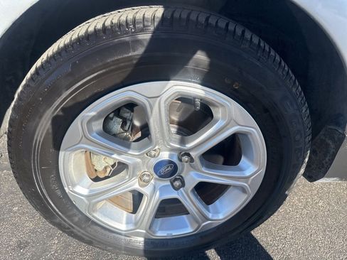 Used 2019 Ford EcoSport SE w/ SE Convenience Package image 27