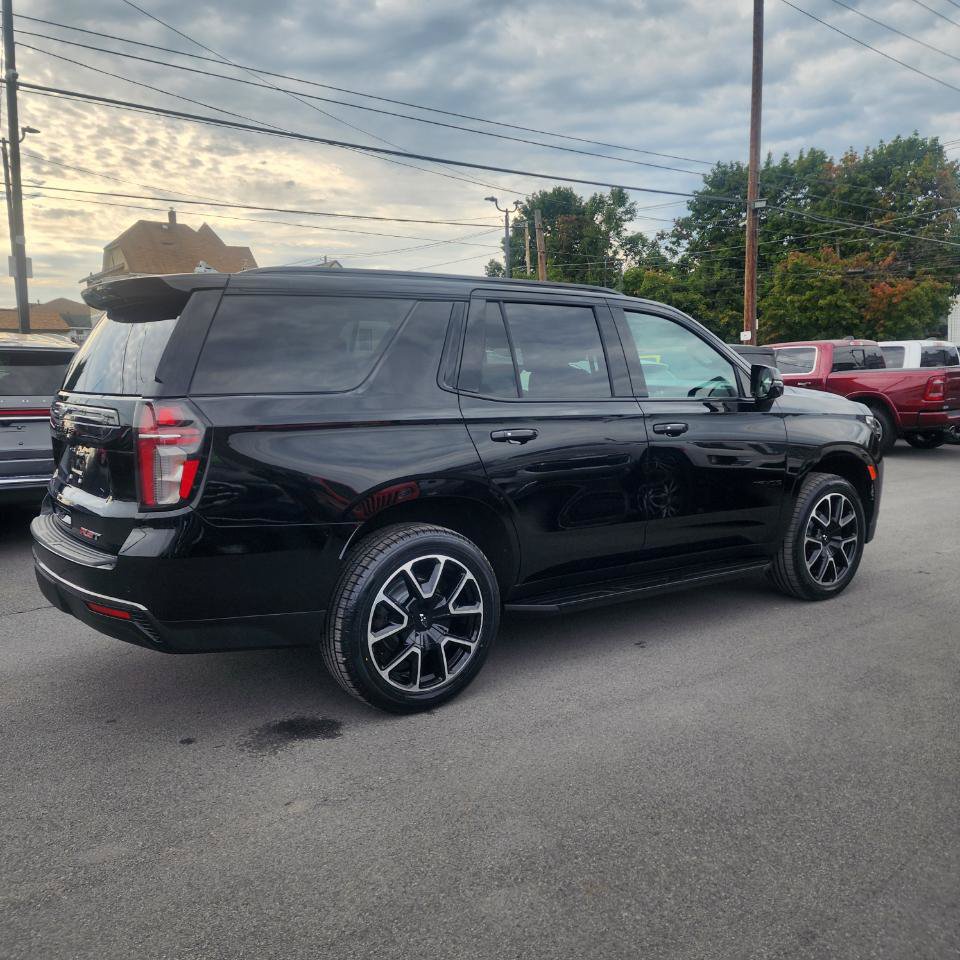 Used 2021 Chevrolet Tahoe RST w/ Luxury Package AWD/4WD image 5