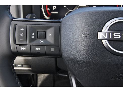 Certified 2025 Nissan Rogue SL w/ SL Premium Package FWD image 19